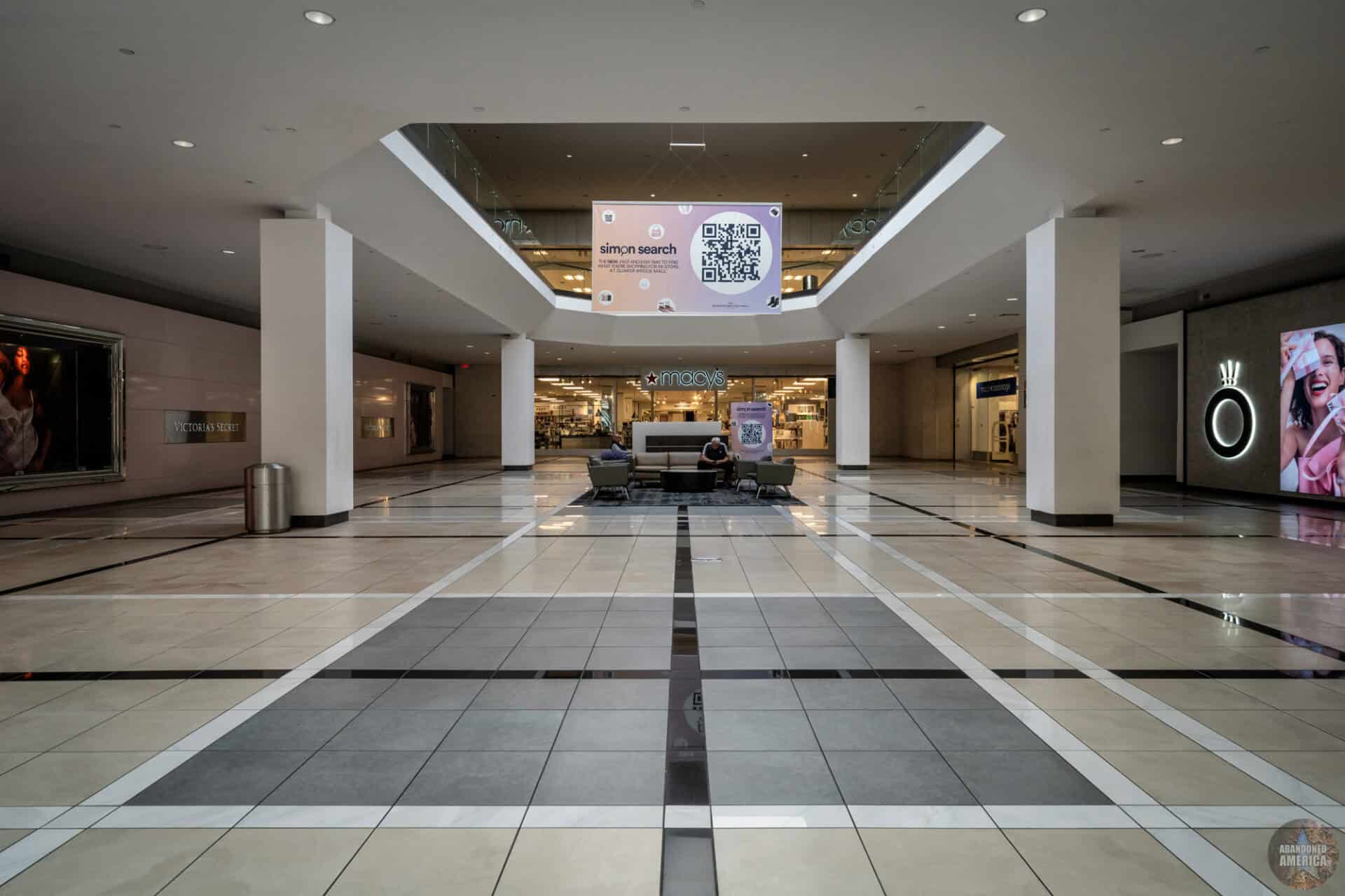 Exploring Quaker Bridge Mall: A Timeless Shopping Destination in New