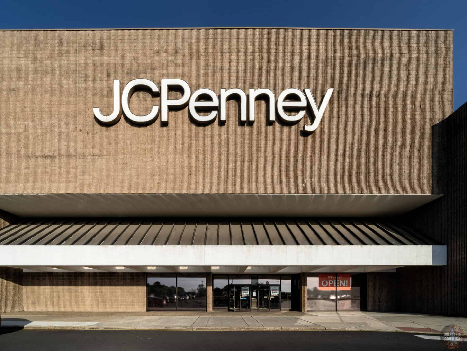 Exploring Quaker Bridge Mall: A Timeless Shopping Destination in New